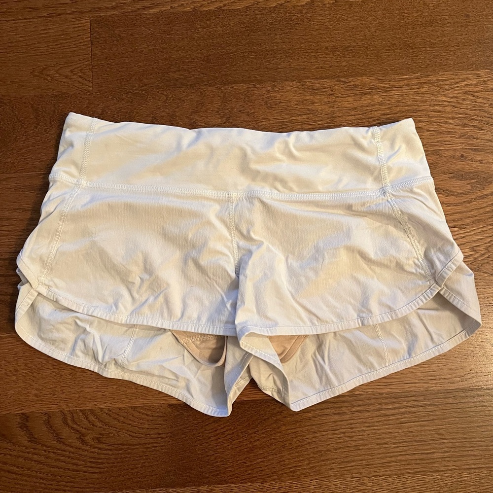 Lululemon Speed Up Shorts 2.5 in inseam, Size 4. No stains.  Normal wear.